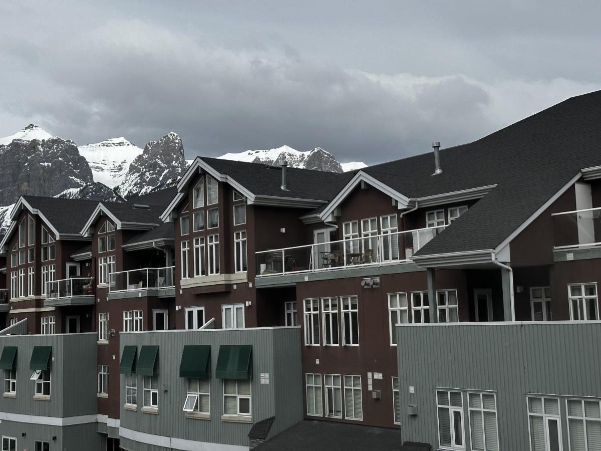 Luxury Two Queen Beds Condo - Grande Rockies Resort Indoor Parking Pool Hot Tub Gym Canmore Exteriör bild