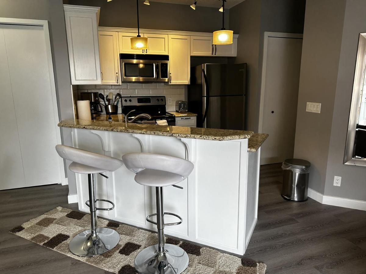 Luxury Two Queen Beds Condo - Grande Rockies Resort Indoor Parking Pool Hot Tub Gym Canmore Exteriör bild