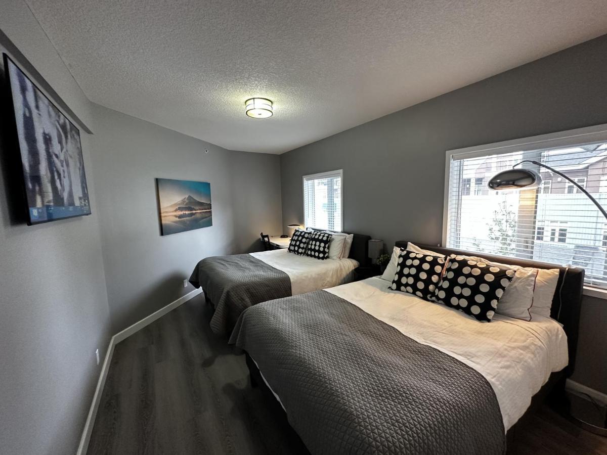 Luxury Two Queen Beds Condo - Grande Rockies Resort Indoor Parking Pool Hot Tub Gym Canmore Exteriör bild